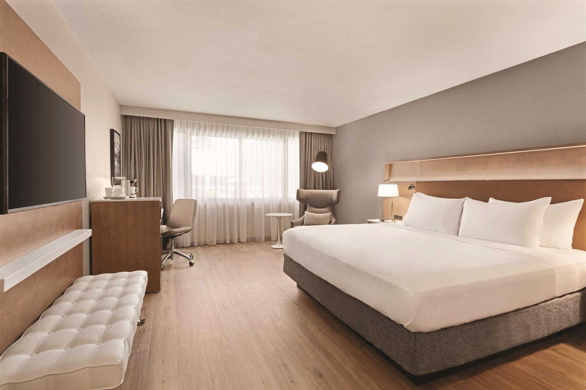 Radisson Hotel West Sacramento Exterior photo